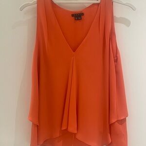 Theory silk top
Size petite
Pristine condition